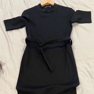 Zara - Black dress w/ Belt